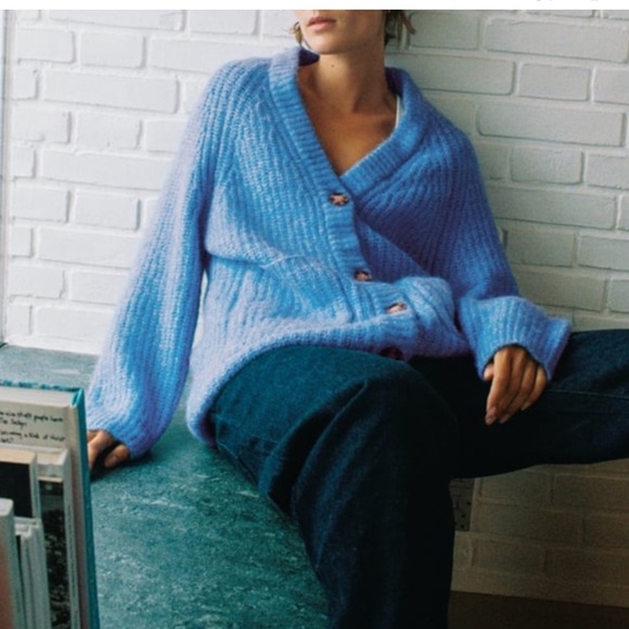 Zara oversized knit blue sweater cardigan - Picture 2 of 5